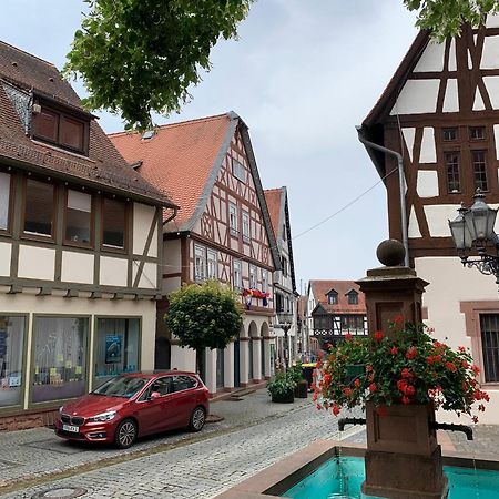Apartment Am Historischen Rathaus Michelstadt Exterior foto